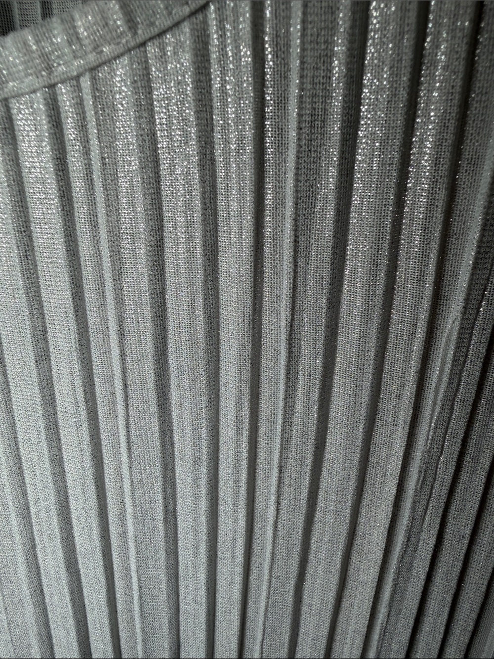 NY Collection Silver Ribbed Pleated Tank Top / Shell - Picture 5 of 5